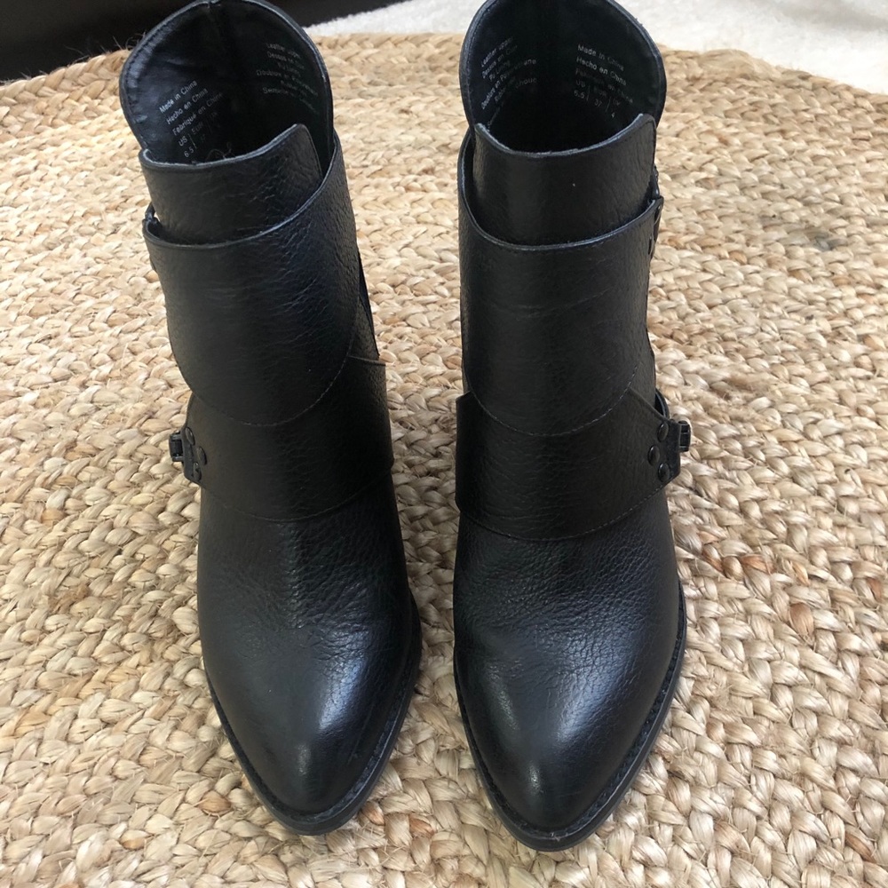 Shellys London cutout booties heeled boots 6.5